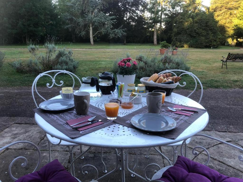 Le Pin  Domaine Des Ifs B&B 외부 사진